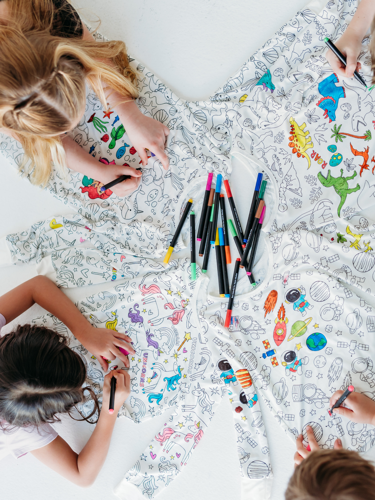 Fabric Markers Set for Customizing Coloring Pajamas