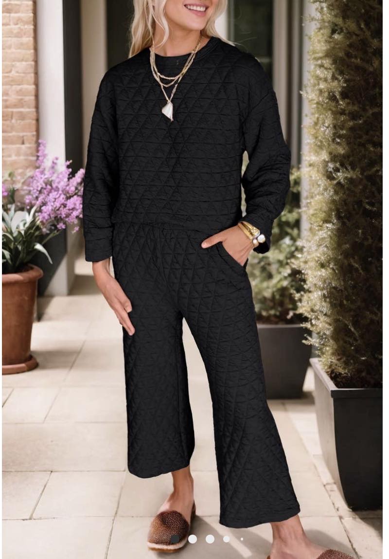 Solid Quilted Pullover Lounge Wear