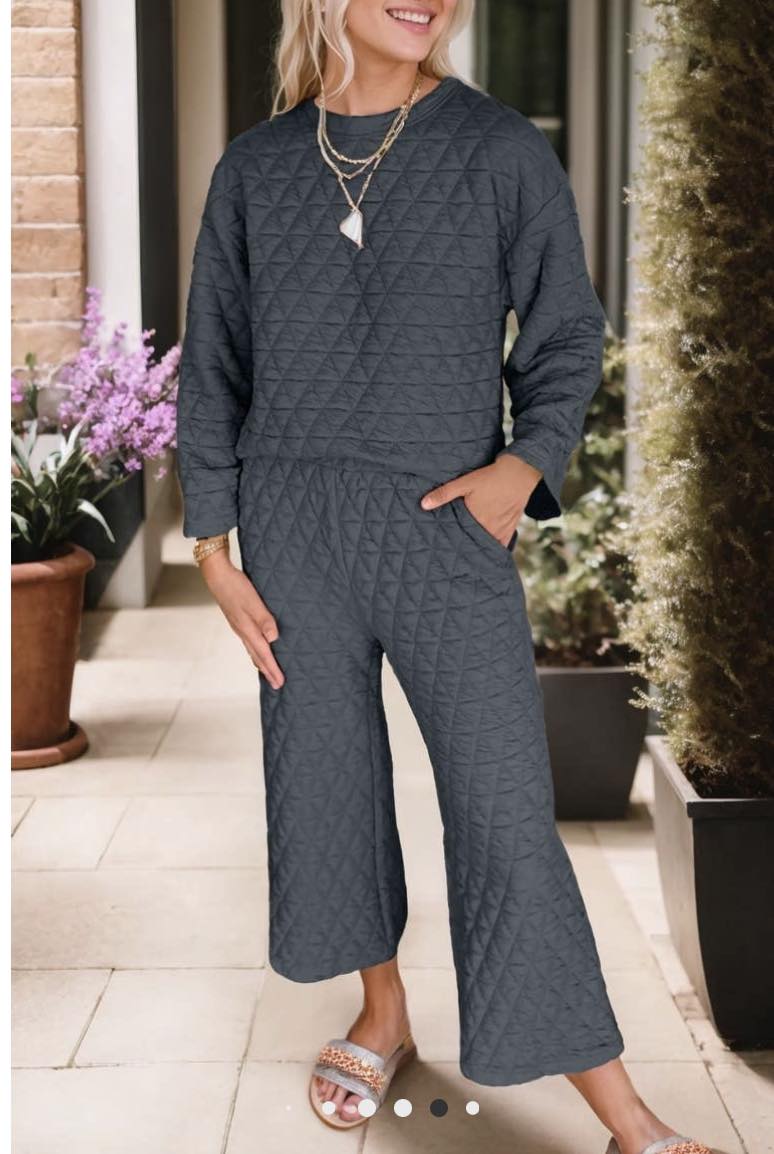 Solid Quilted Pullover Lounge Wear